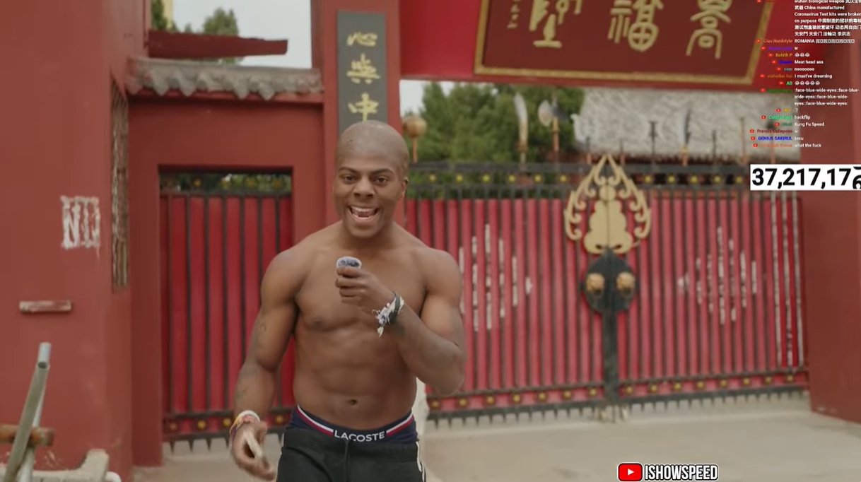 光頭造型！Speed中國(guó)行來(lái)到鄭州少林寺，上香拜佛學(xué)功夫