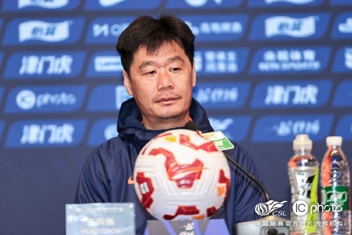 李霄鵬：希望明天比賽能打出一些新的東西，取得一個好的結(jié)果